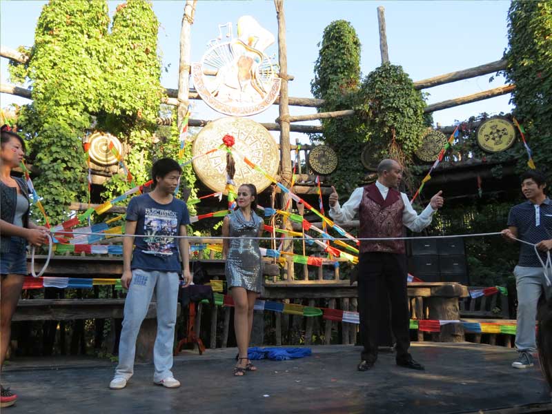 Malta Magician Brian Role and Lola Palmer performing Magic in China